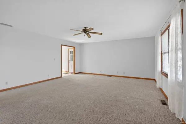 3371 W Base Road, Rockport, IN 47635