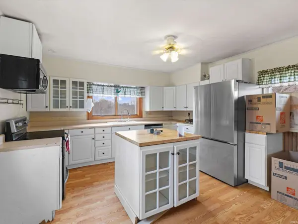 6207 S Augusta Vigo Street, Winslow, IN 47598-8981