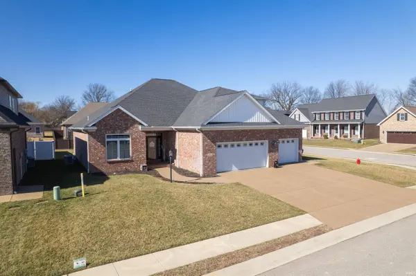 511 Westbriar Circle, Newburgh, IN 47630-2450