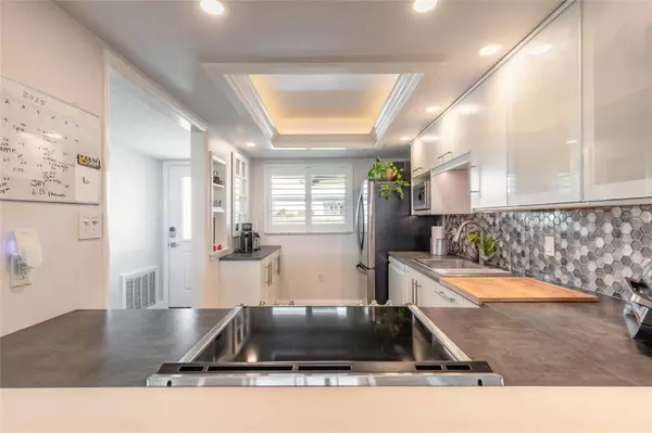 325 N CAUSEWAY #B305, New Smyrna Beach, FL 32169