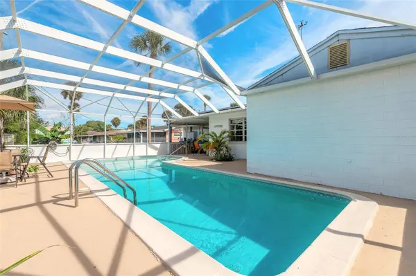 1412 MARGINA AVE, Daytona Beach, FL 32114