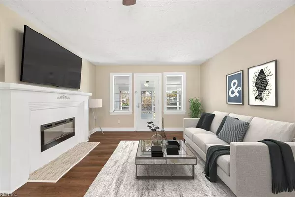 1 Julian PL, Hampton, VA 23666