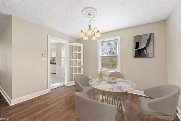 1 Julian PL, Hampton, VA 23666