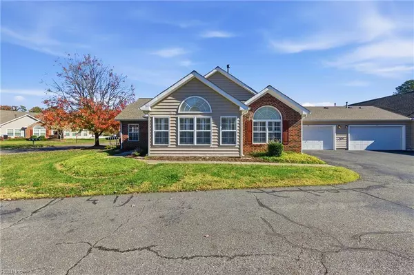 210 Tabb Smith TRL, Yorktown, VA 23693