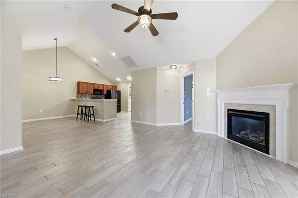 210 Tabb Smith TRL, Yorktown, VA 23693