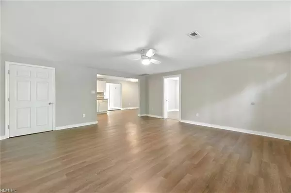 17317 Warwick BLVD, Newport News, VA 23603