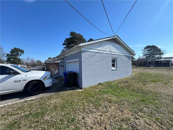 1103 Custis RD, Suffolk, VA 23434