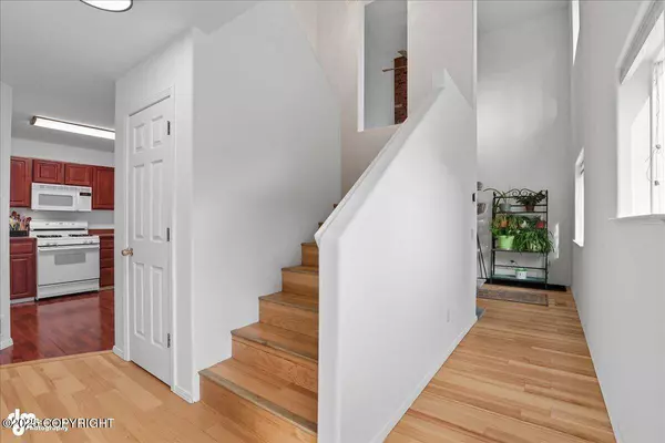 2131 Sundew CIR, Anchorage, AK 99502