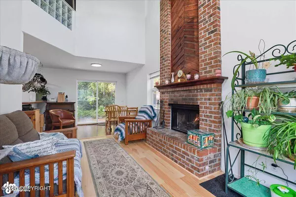 2131 Sundew CIR, Anchorage, AK 99502