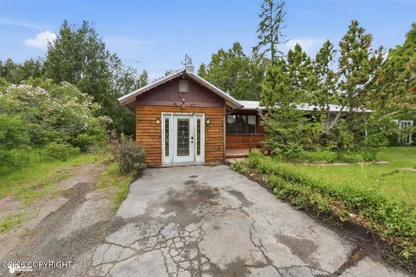 4895 E Rhubarb CIR, Wasilla, AK 99654