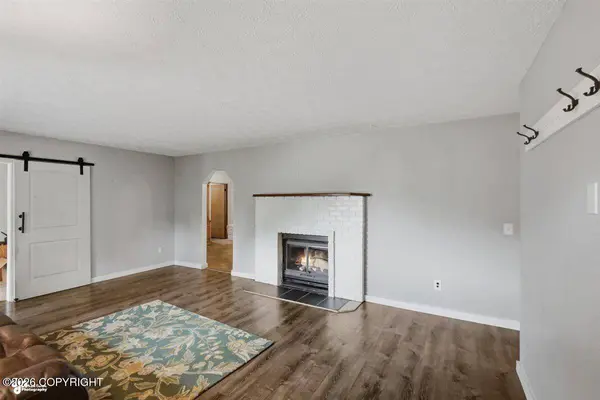 4895 E Rhubarb CIR, Wasilla, AK 99654