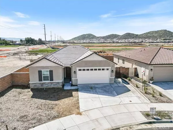 30981 Alister LN, Winchester, CA 92596