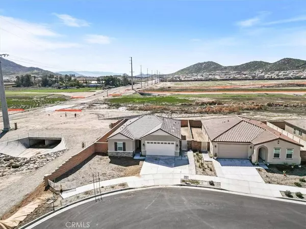 30981 Alister LN, Winchester, CA 92596