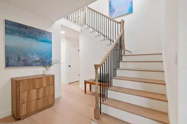 1281 Brookings LN, Sunnyvale, CA 94087