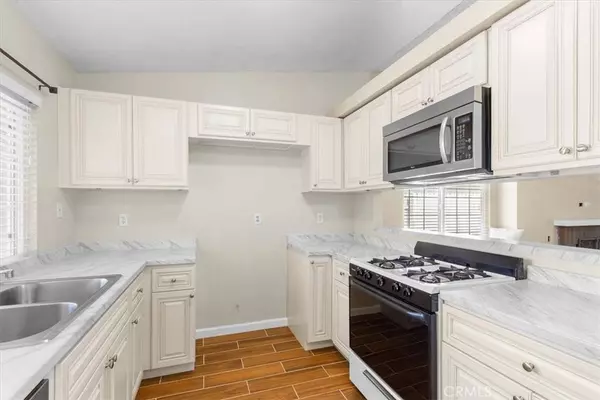 1866 Overland ST, Colton, CA 92324