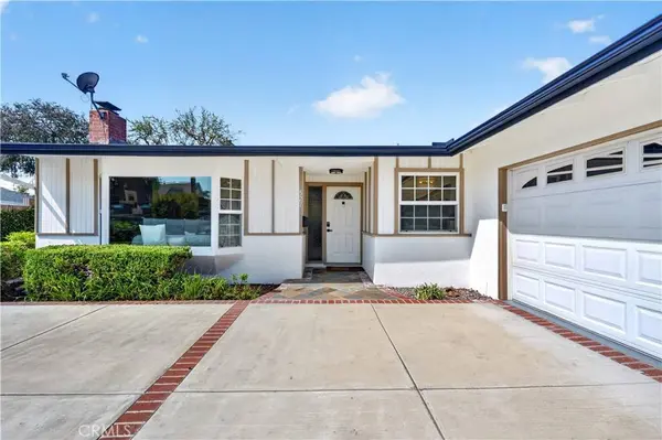 527 N Lincoln AVE, Fullerton, CA 92831