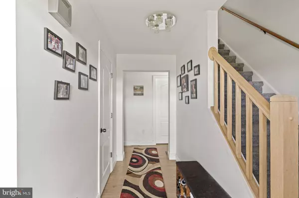 2814 OLDMANS CREEK RD, Swedesboro, NJ 08085