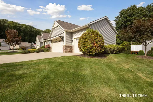6215 Red Ash SE Court #86, Caledonia, MI 49316