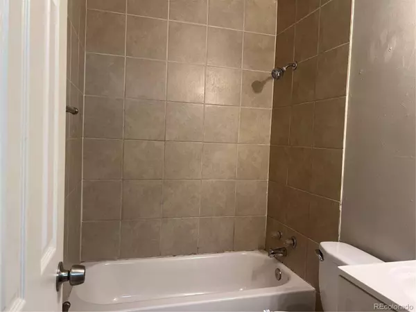 772 Victor ST, Aurora, CO 80011