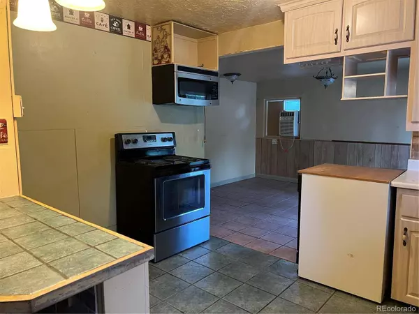 527 S Bryant ST, Denver, CO 80219