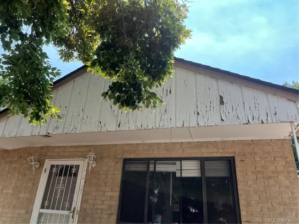 5526 Carson ST, Denver, CO 80239