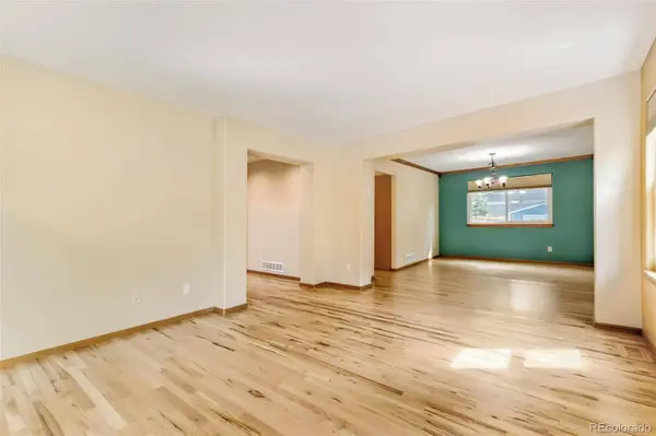 1117 Ridgeview CIR, Broomfield, CO 80020