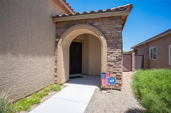 7252 Blowing Breeze AVE, Las Vegas, NV 89179