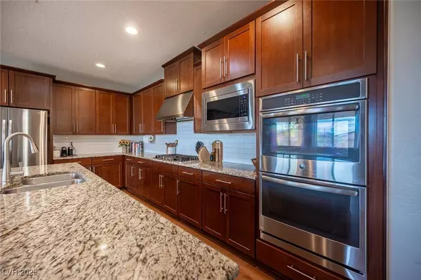 12231 Cape Cortez CT, Las Vegas, NV 89138