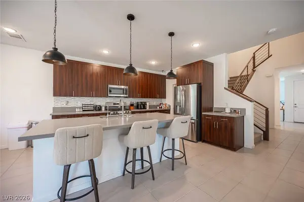 524 Grand Cascade PL, North Las Vegas, NV 89084