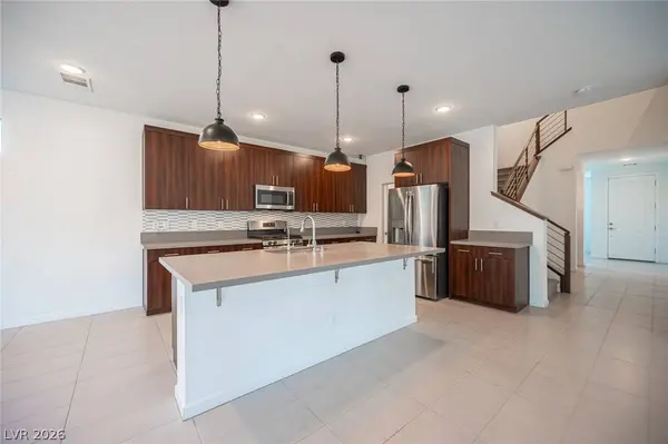 524 Grand Cascade PL, North Las Vegas, NV 89084