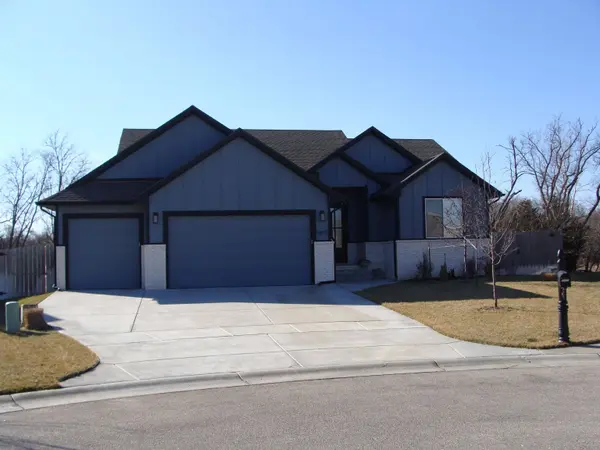 1815 S Teakwood Ct, Wichita, KS 67230-7678