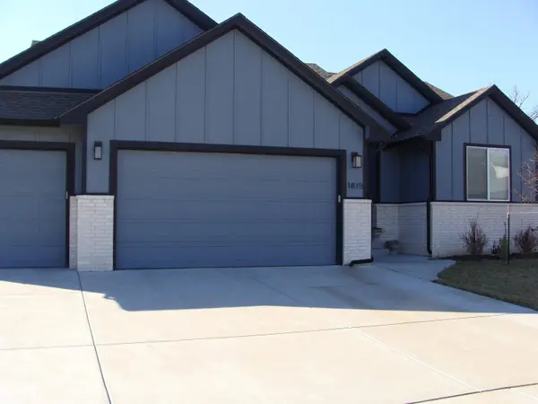 1815 S Teakwood Ct, Wichita, KS 67230-7678