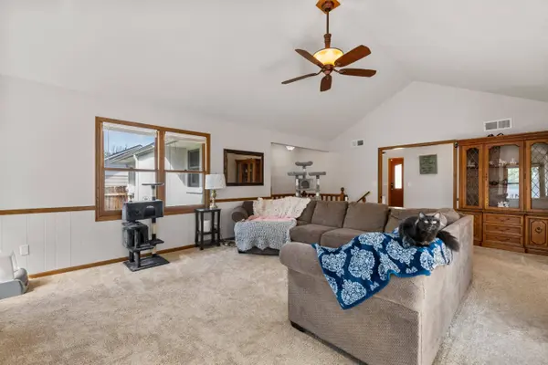 1313 E Blue Spruce Rd, Derby, KS 67037