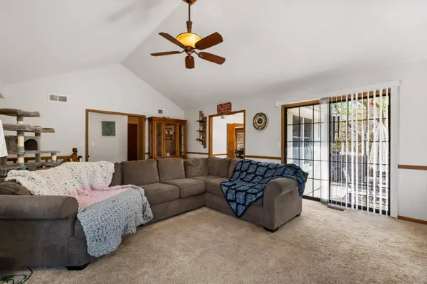 1313 E Blue Spruce Rd, Derby, KS 67037