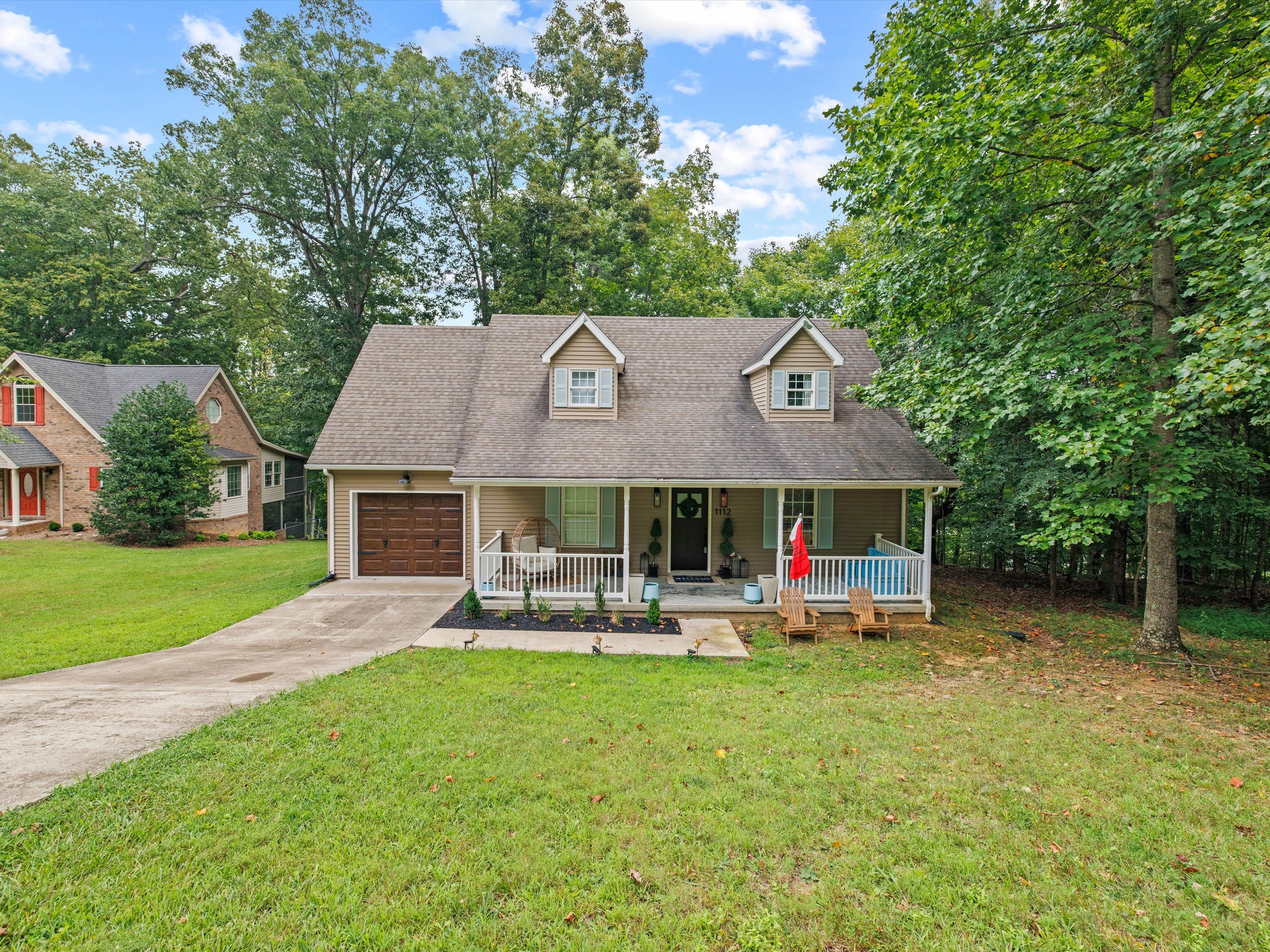 Single-family homes on a residential street in Owensboro KY (annual cost to own a home in owensboro ky)