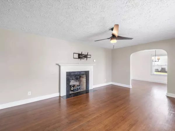 295 Caroline St., Lewisport, KY 42351