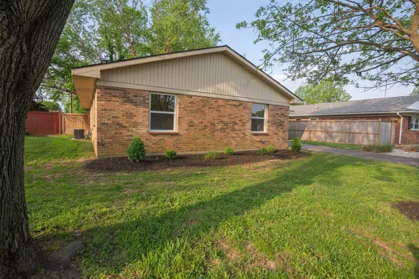 2268 Twenty Grand Avenue, Owensboro, KY 42303