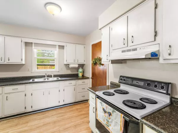 1501 N Rockport Road, Boonville, IN 47601