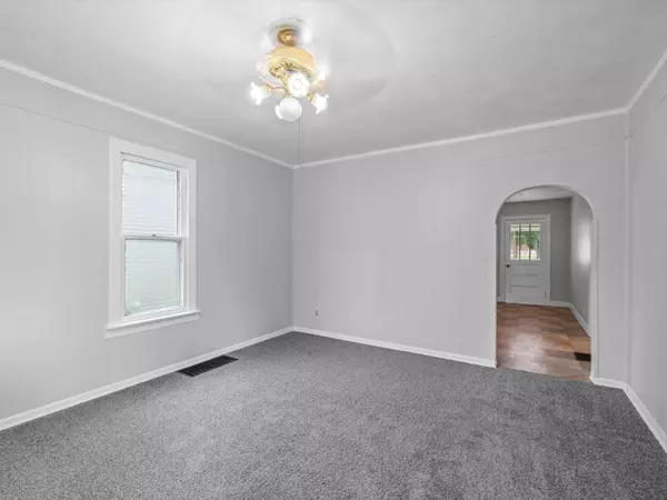 1531 Herr Ave., Owensboro, KY 42301