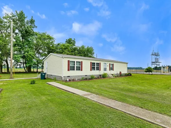 3096 State Route 136 W, Henderson, KY 42420