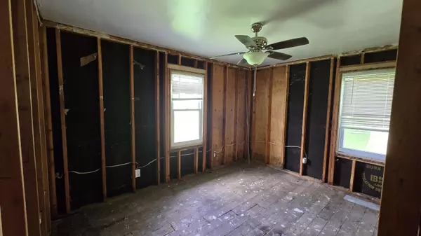 9263 Stanley Birk City Rd, Owensboro, KY 42301