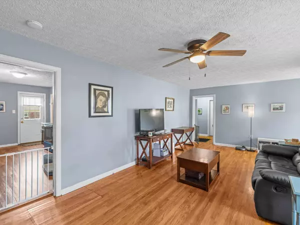 1123 Jones Dr., Bowling Green, KY 42104