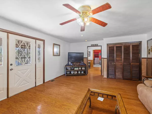 449 Lemon Road, Calhoun, KY 42327