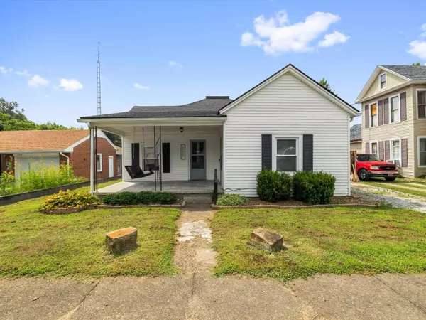 235 E 4Th St, Calhoun, KY 42327