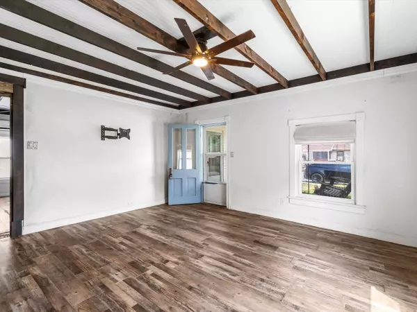 235 E 4Th St, Calhoun, KY 42327