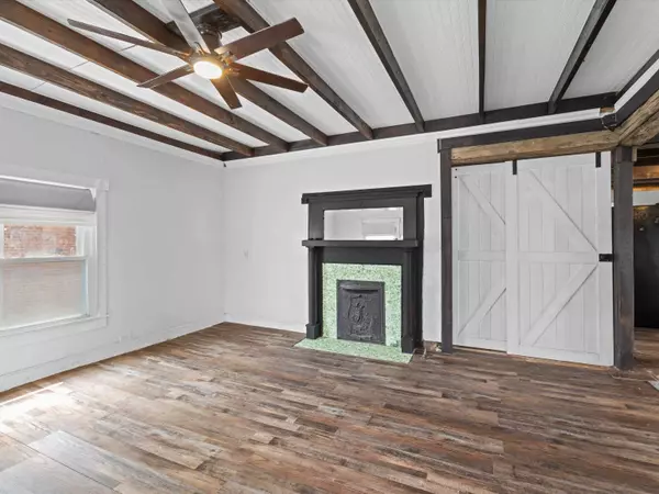 235 E 4Th St, Calhoun, KY 42327