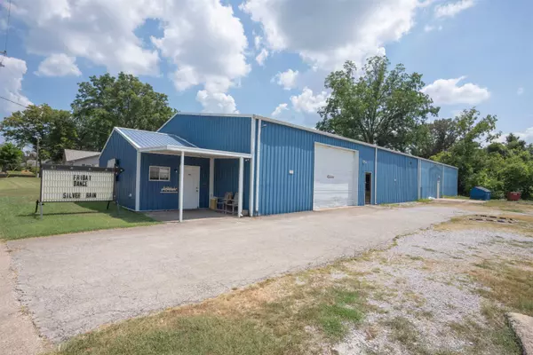 509 E 7th, Livermore, KY 42352