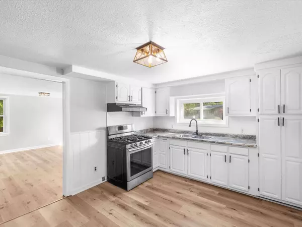 3011 Elmwood Dr, Henderson, KY 42420