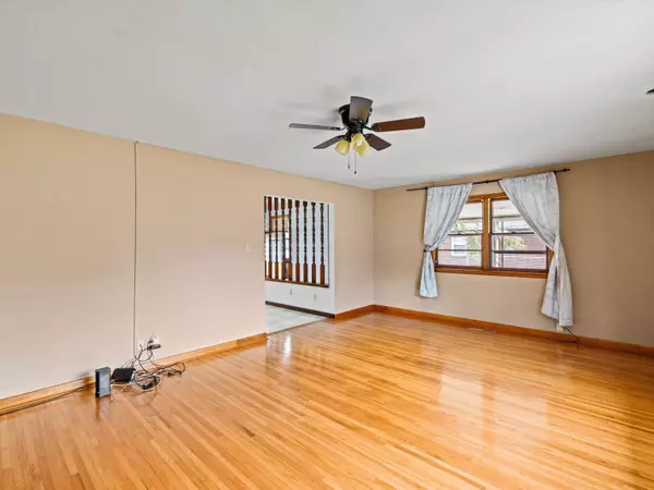 2412 N Elm St., Henderson, KY 42420