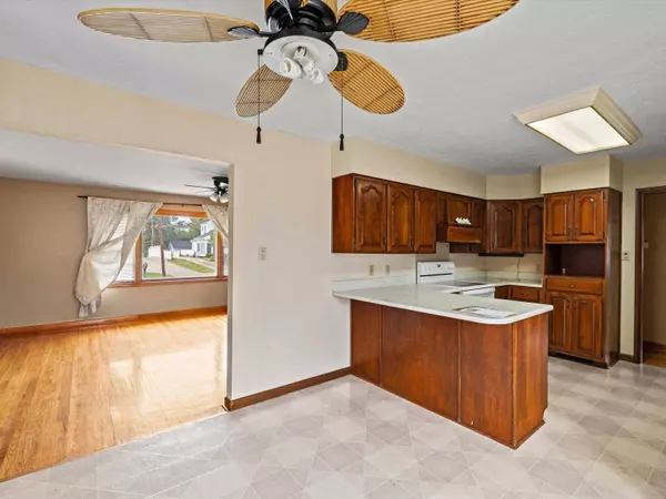 2412 N Elm St., Henderson, KY 42420